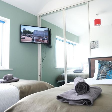 Bee Stays - Northway House Warrington  Buitenkant foto