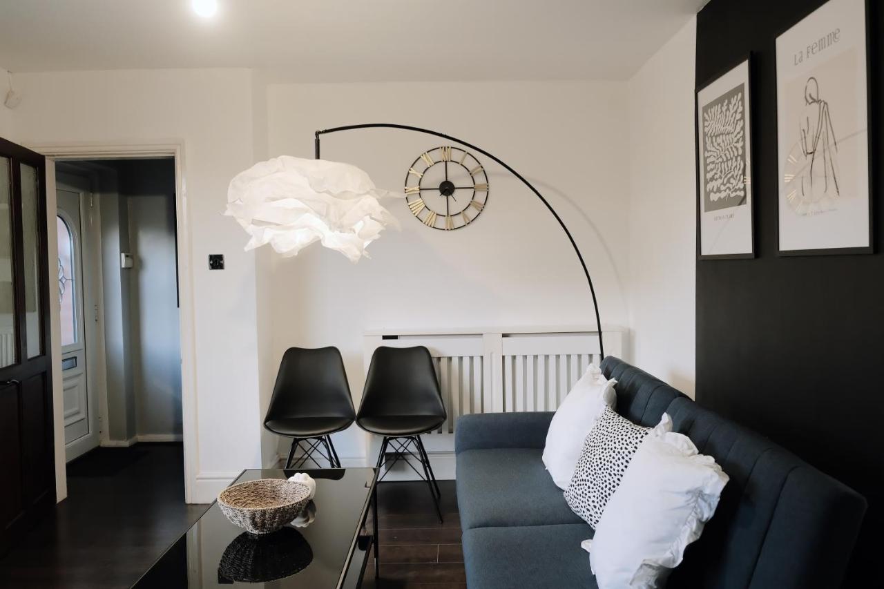 Bee Stays - Northway House Warrington  Buitenkant foto