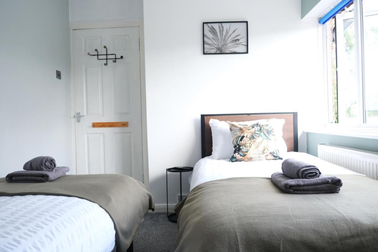 Bee Stays - Northway House Warrington  Buitenkant foto