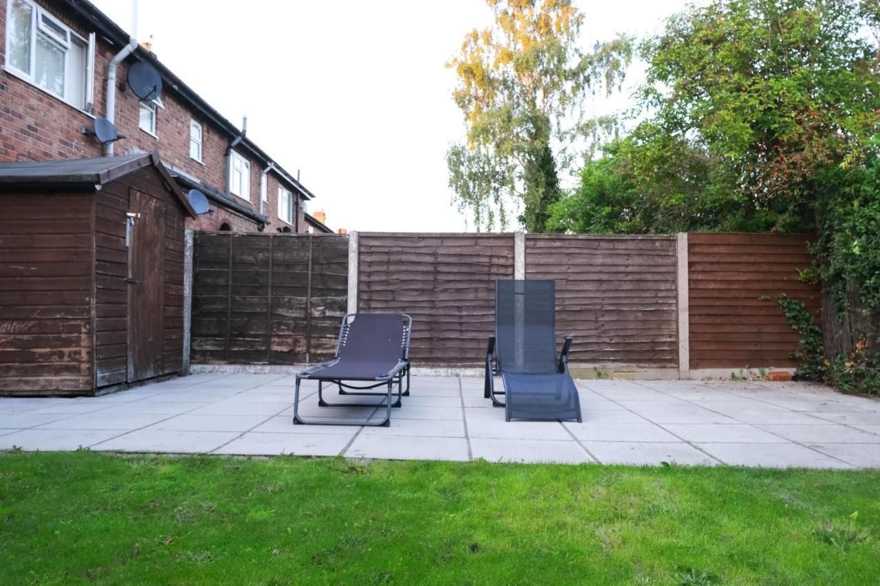 Bee Stays - Northway House Warrington  Buitenkant foto